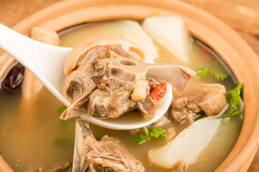 Nước hầm xương có thực sự bổ sung canxi không?,