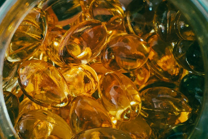 Vitamin E ngăn ngừa tóc hư tổn